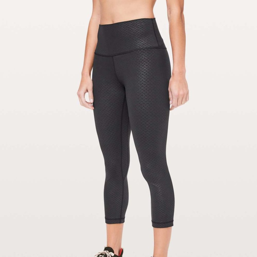 Lululemon Align Crop 21" Monochromic Black Emboss